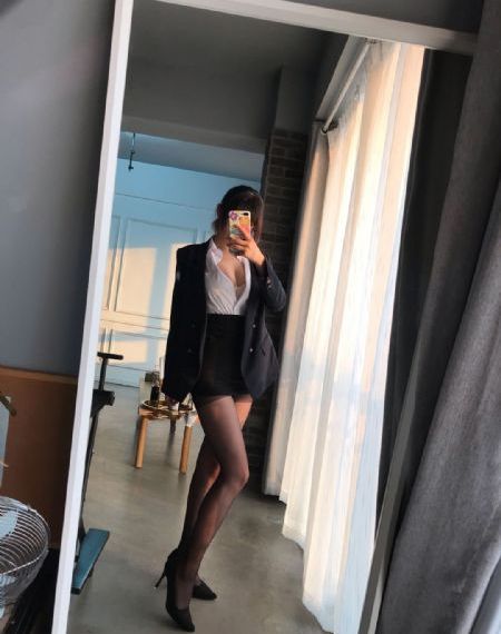 黄色自偷拍_影视大全免费在线观看播放