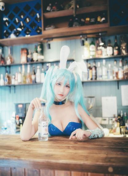 欧美极品色熟女_720手机在线观看
