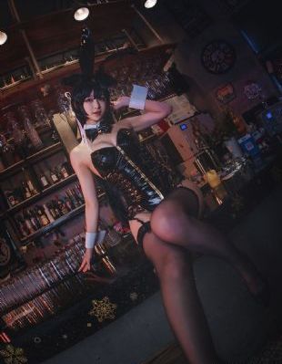 超乳爆乳无码久久蜜臀一区二区_全集无删减版高清免费观看
